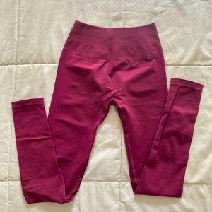 Alphalete Amplify Leggings Wisteria